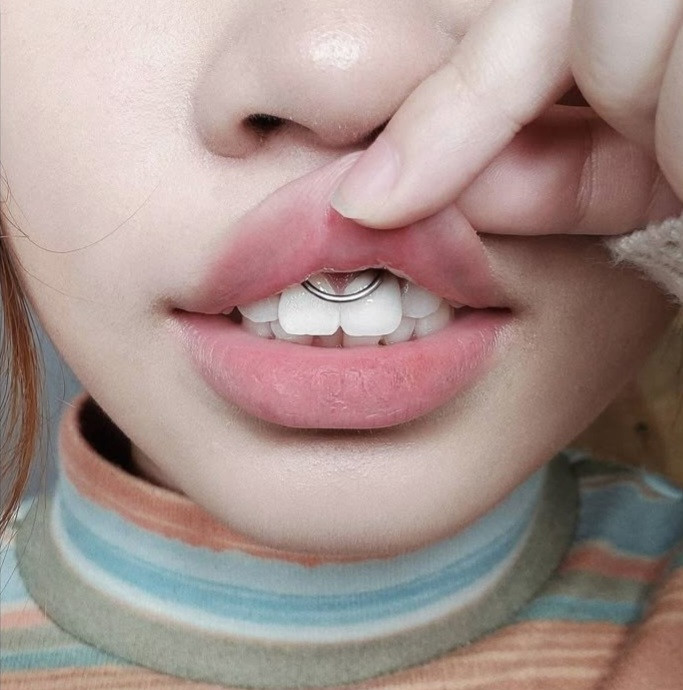 پیرسینگ حلقه کلیکر سیلور(گوش،لب،بینی،سپتوم،اسمایل)