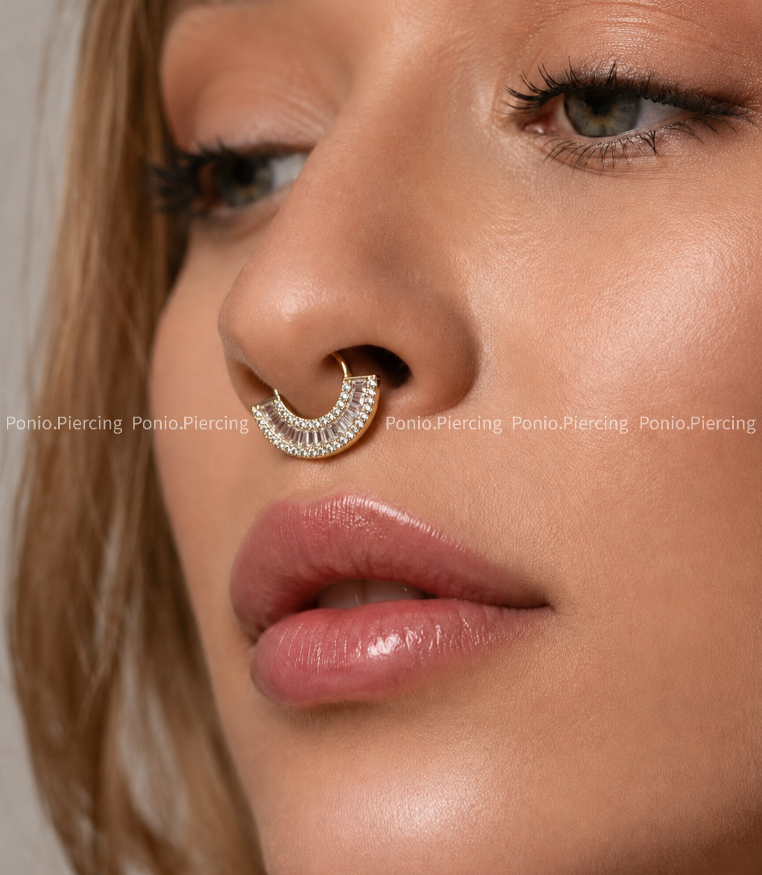 پیرسینگ حلقه جواهری (گوش،سپتوم اسمایل)