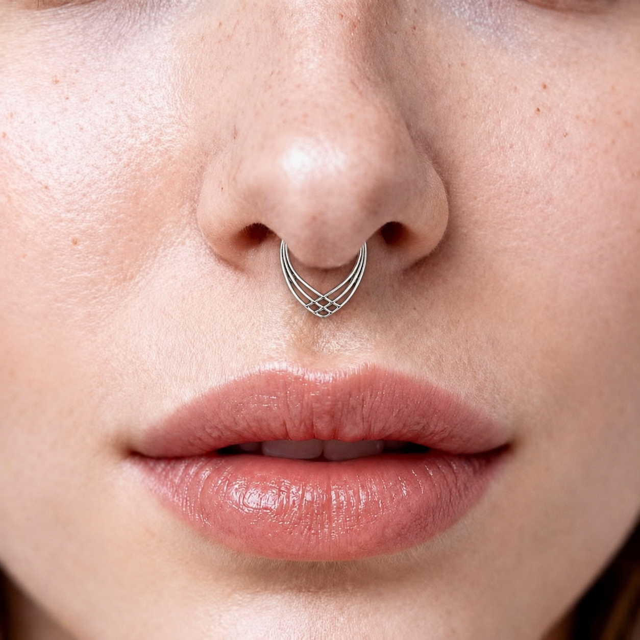 پیرسینگ حلقه رومیسا (گوش،سپتوم،اسمایل)